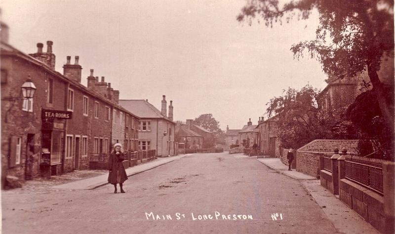 Tea Rooms,Main St.JPG - Tea Rooms, Main Street. (Does anyone know the date? )
